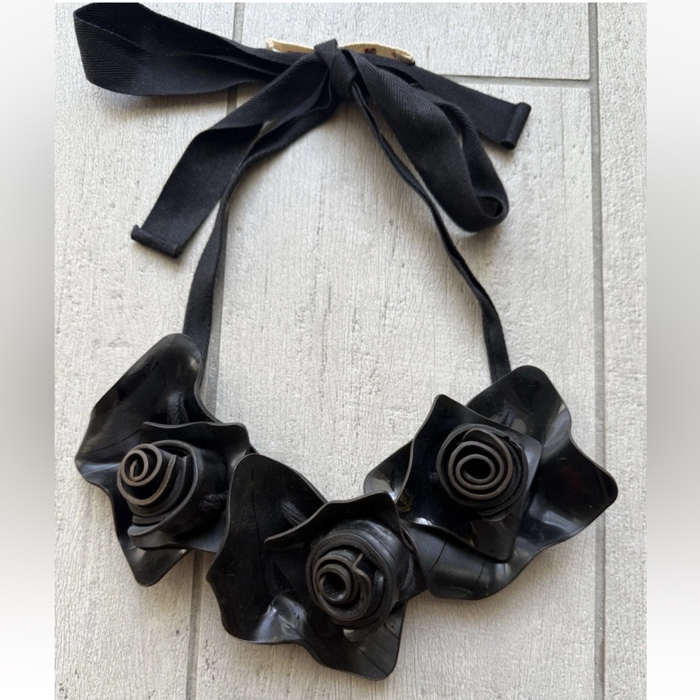 Marni Black Resin 3 Flower Adjustable Necklace